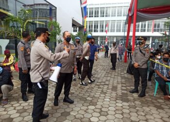 Vaksinasi Hari Kedua Berjalan Lancar