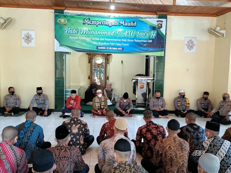 Peringati Maulid Nabi Muhammad SAW, Personil Polres Merangin Adakan Yasinan Dan Tausiah Akhlak Kepemimpinan Nabi.