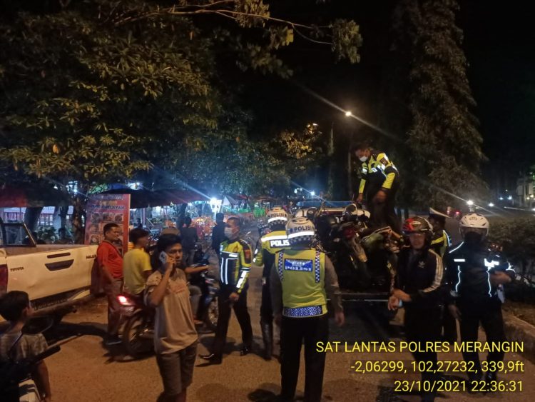 Suara Knalpot Brong Bikin Bising, Sat Lantas Polres Merangin Adakan Patroli Penertiban.