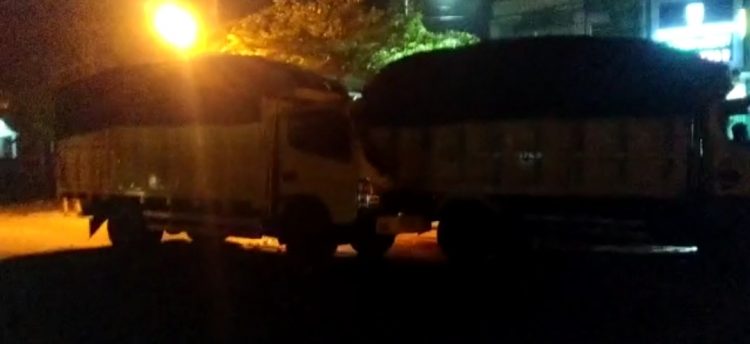 Parkir didepan Kantor Camat, Tabrak Beruntun Mobil Batu Bara