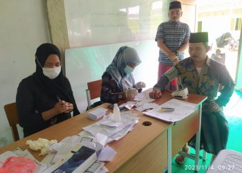 VAKSINASI COVID-19 DOSIS KE DUA SASAR RATUSAN SANTRI DI PONPES NURUL YAQIN KEC. BATANG ASAM