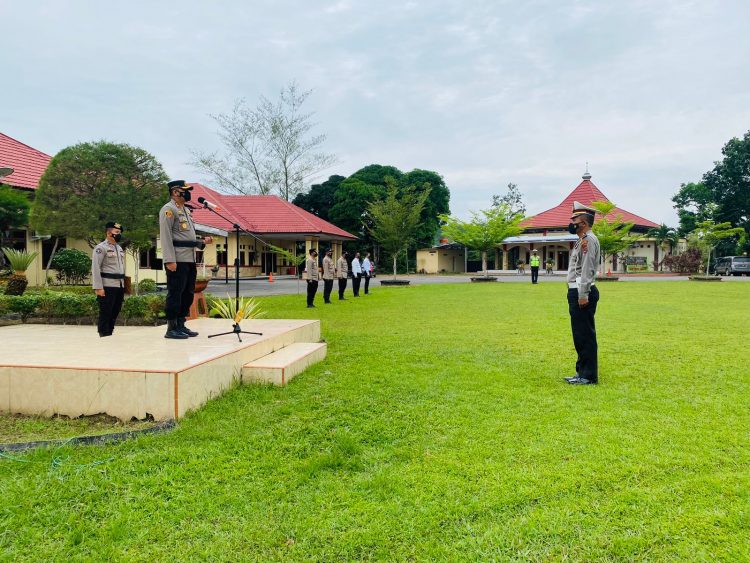 Kapolres Muaro Jambi Pimpin Apel Gelar Pasukan Operasi Zebra 2021
