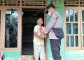 Kurangi Beban Masyarakat, Polsek Tabir Selatan Rutin Berikan Bantuan Sembako