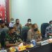 Kapolres Muaro Jambi Yuyan Dampingi Kapolda Jambi Vitcon Bersama Wakapolri Pantau Kegiatan Vaksin Di Puskesmas Sekernan