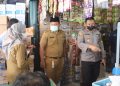 Kapolres Muaro Jambi Beserta Forkopimda Daerah Muaro Jambi Lakukan Pengecekkan Minyak Goreng Di Pasar Dan Supermarket