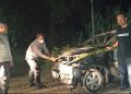 Sedang Asyik Mengelas Knalpot, Satu Unit Mobil Avanza Terbakar