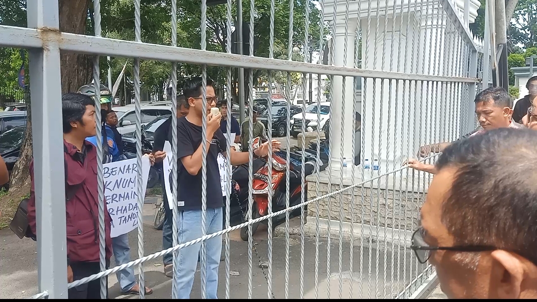 Nikah Lagi Tanpa Persetujuan Istri Sahnya Hakim Berikan Hukuman Hanya Setahun Penjara
