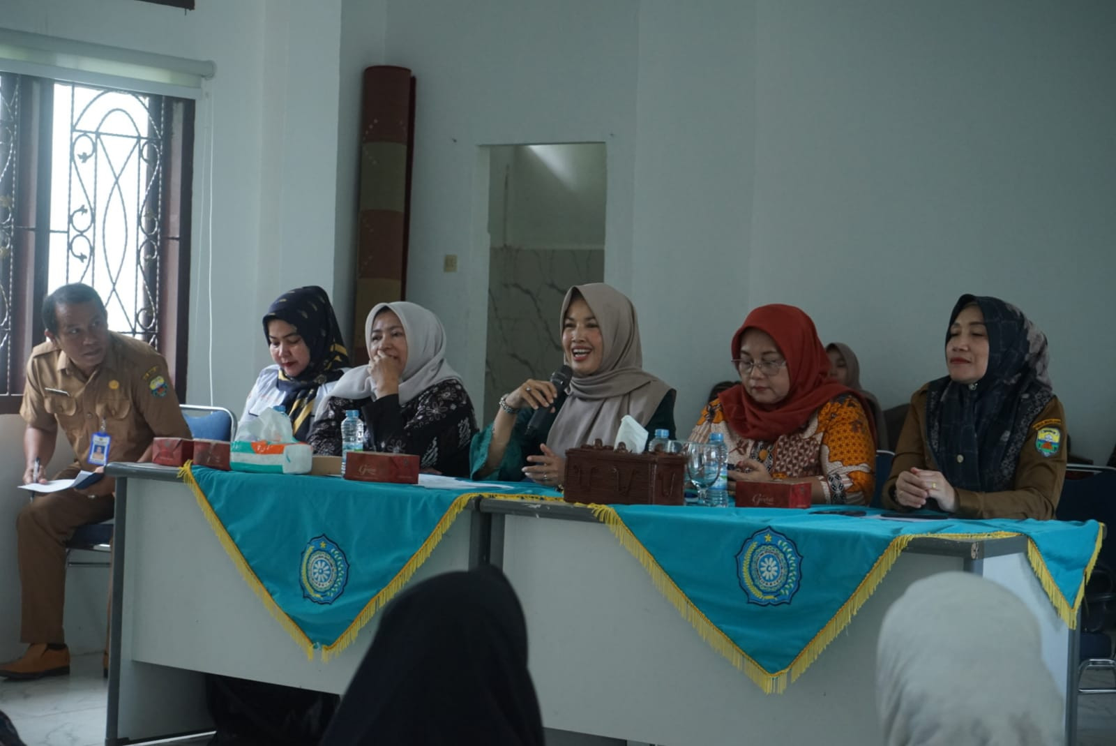 Ketua TP PKK Kabupaten Muaro Jambi Habibah Najmi S.E Membuka Rapat Koordinasi Bulanan