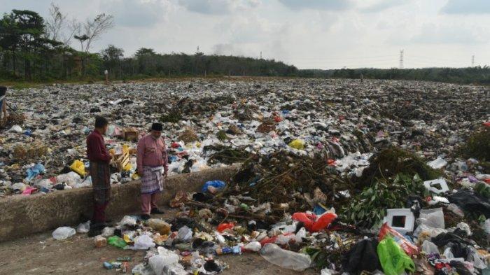 Pj Bupati Sarolangun Soroti Tumpukan Sampah di TPA Bukit Cino, Ini Tanggapan DLH