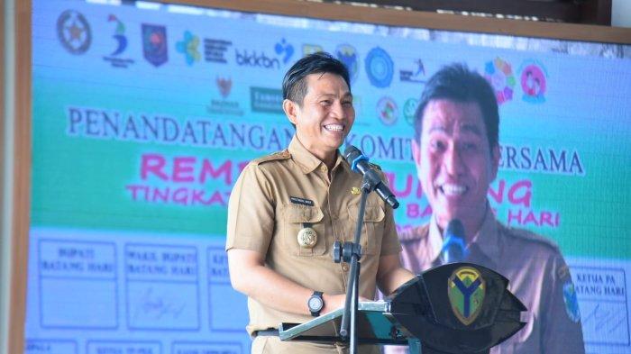 Kurang Kesadaran, Bupati Batanghari Ajak Masyakarat Jaga Fasilitas Alun-alun