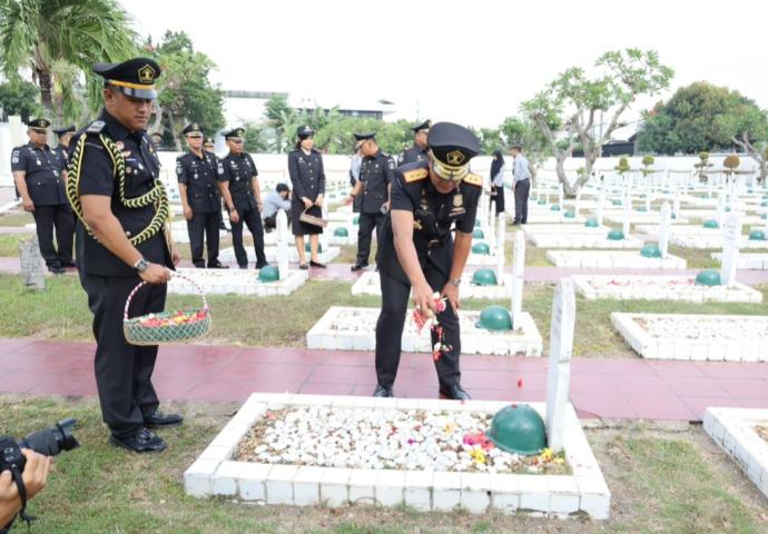Menteri LHK: Kontinuitas dan Konsistensi Kunci Penting Dalam Pengelolaan Lingkungan, Sumber Daya Alam dan Aksi Iklim