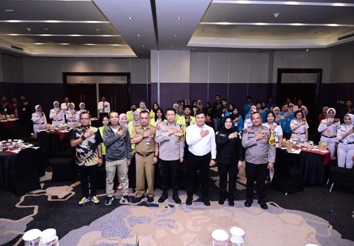 Bersama Mahasiswa, Bidhumas Polda Jambi Laksanakan Kegiatan Dialog Publik