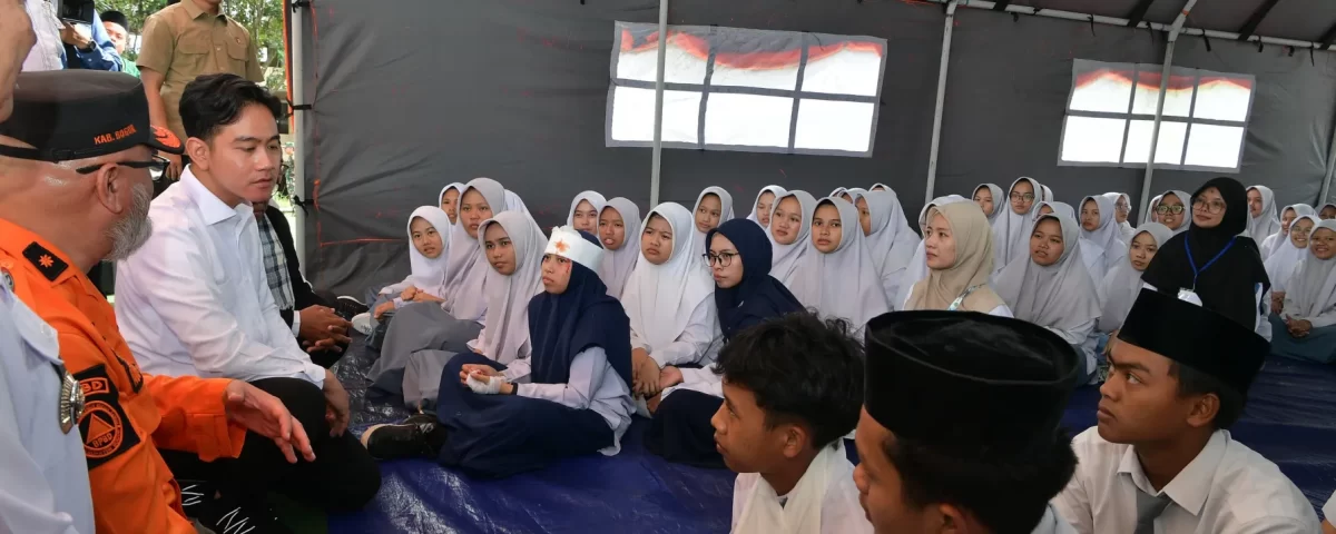 Tingkatkan Kesiapsiagaan pada Generasi Muda, Wapres Saksikan Simulasi Mitigasi Bencana di MBS Ki Bagus Hadikusumo 2