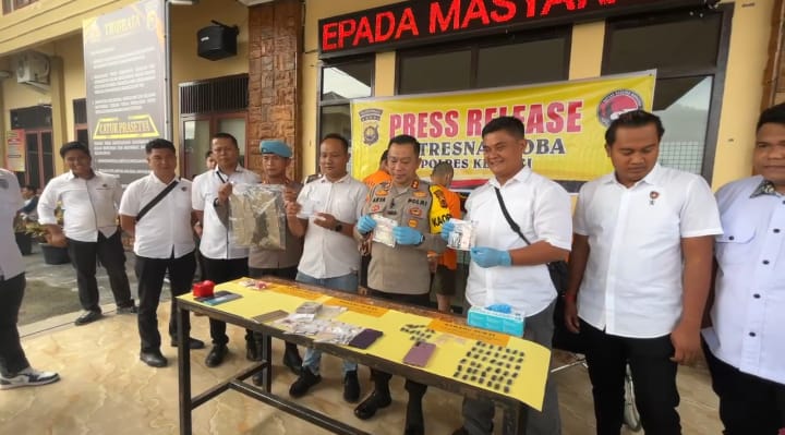 Kapolres Bungo Pimpin Upacara Sertijab, Ini Nama-nama Pejabat Utama dan Kapolsek yang Diganti