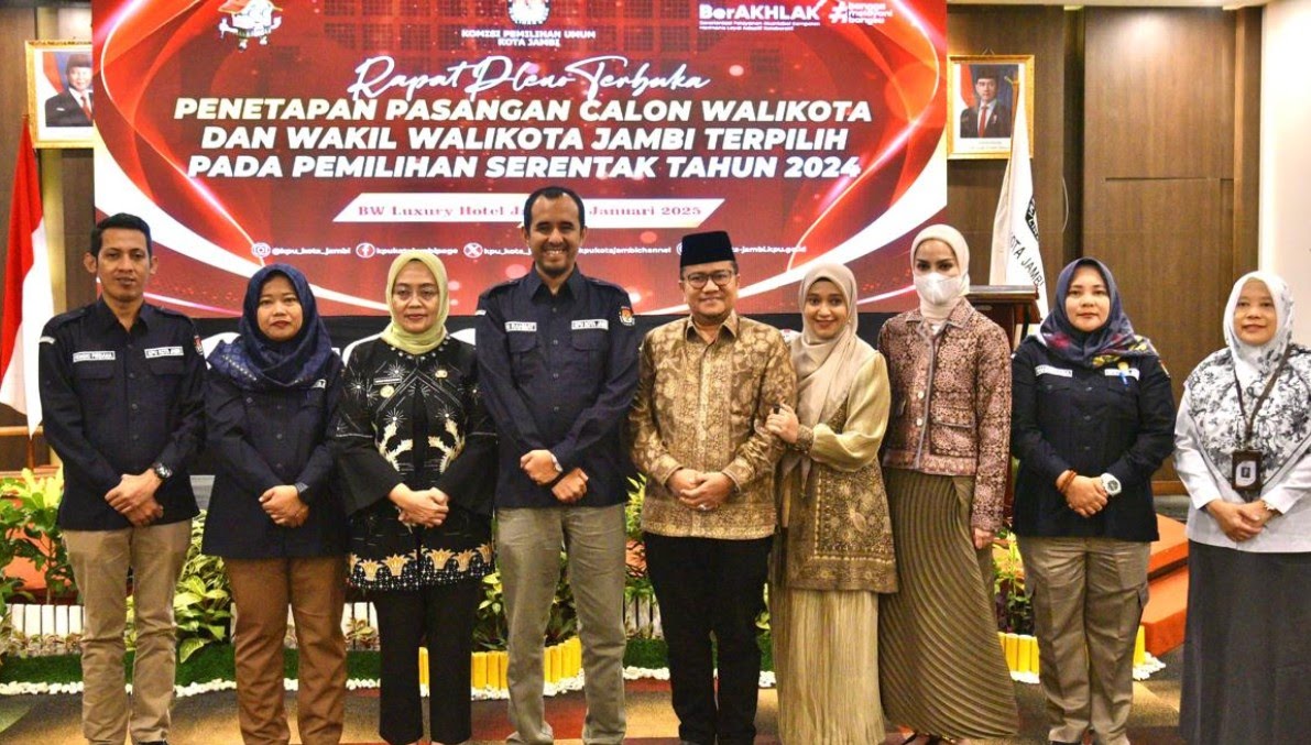 Hadiri Pleno KPU, Pj Wali Kota Jambi Apresiasi Penyelenggara Pemilu dan Ucapkan Selamat Maulana-Diza