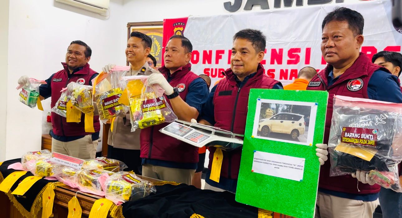 Ditresnarkoba Polda Jambi Gagalkan Peredaran Narkoba Jenis Sabu Seberat 12 Kilogram Jaringan Internasional