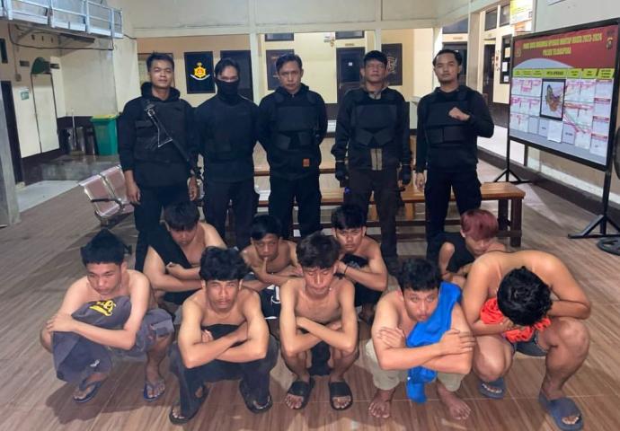 Polresta Jambi Tangkap 9 Berandalan Motor, Bersenjata Tajam di Lorong Skip