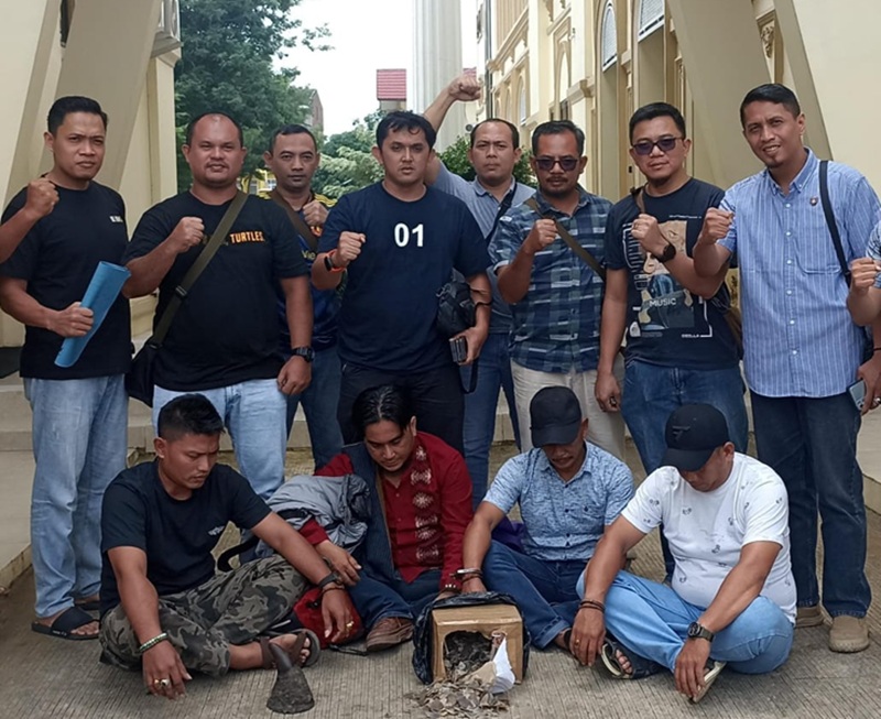 Polisi Amankan 4 Pelaku Penjual Sisik Trenggiling dan Cula Badak di Kota Jambi