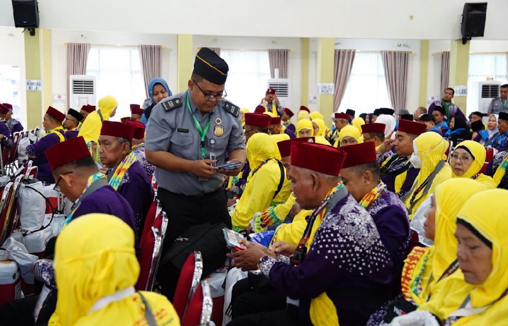 JCH Kloter 13 Jadi Jamaah Haji Pertama Asal Jambi yang Diberangkatkan ke Tanah Suci
