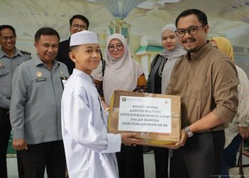 Peringati Hari Pengayoman ke 80, Kanwil Kemenkum Jambi Laksanakan Bakti Sosial ke Panti Asuhan