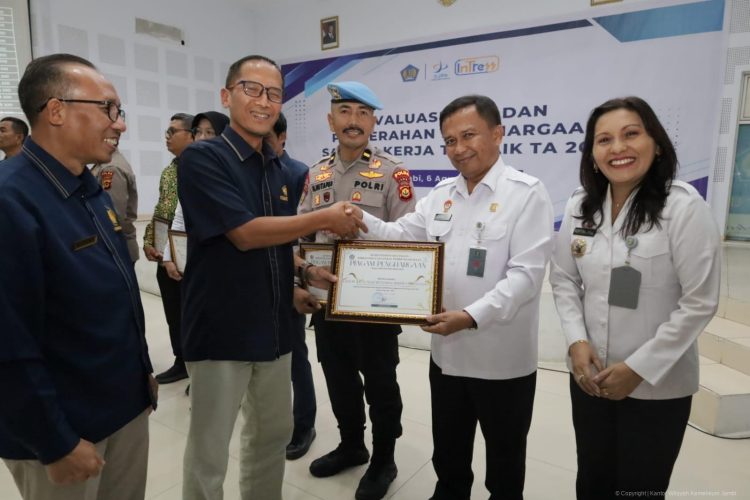 Dua Satker pada Kanwil Kemenkum Jambi Raih Penghargaan Nilai IKPA Sempurna, KPPN Jambi Beri Penghargaan