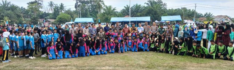 Peringati Hari Anak Nasional ke-41, Polres Tebo Hadiri Kegiatan Lomba Permainan Tradisional di Rimbo Ilir