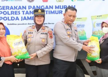 Suliyanti Istri Cik Bur Jalani Sidang Perdana Kasus Suap Ketok Palu di Pengadilan Tipikor Jambi