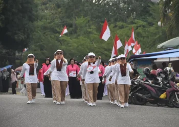 Pawai HUT RI di Pasar Semurup, Satlantas Polres Kerinci Alihkan Arus Lalu Lintas