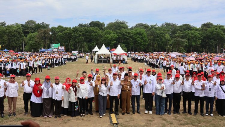 Gubernur Al Haris Terima Penghargaan Jambi Jadi Provinsi ke-6 Lengkapi Tim Tanggap Insiden Siber, Tegaskan Perkuat Ketahanan Digital Daerah