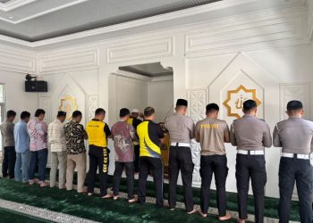 Polda Jambi Gelar Shalat Ghaib untuk Pengemudi Ojol Korban Unjuk Rasa di Jakarta