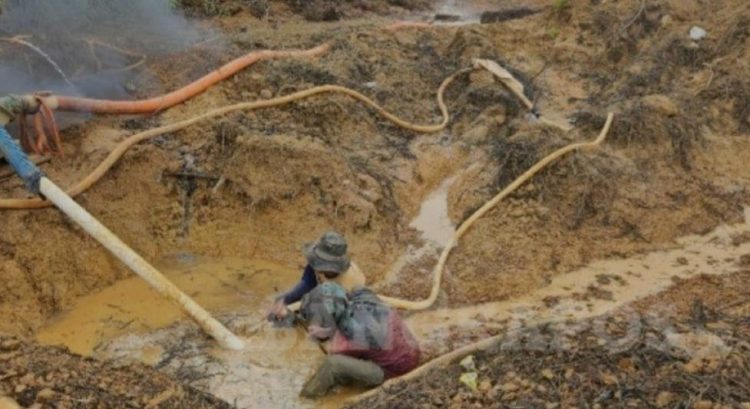 Pekerja Tambang Ilegal Dompeng Asal Sarolangun, Tewas Tertimbun Didesa Langling.