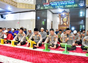 Polda Jambi Gelar Khotmil Al-Qur’an di Masjid Al Ikhlas