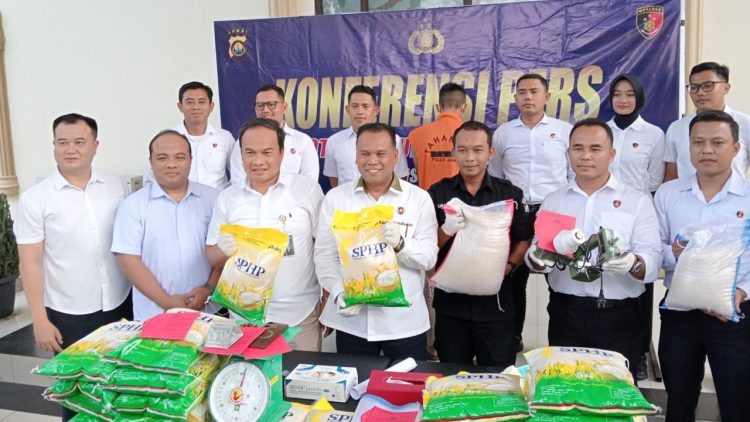 Ranperda Penyertaan Modal Pemkab Sarolangun ke BPD Jambi Diharmonisasikan oleh Kanwil Kemenkum Jambi