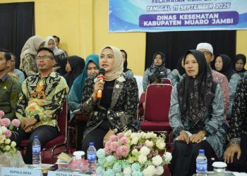 Bupati Muaro Jambi Dr. Bambang Bayu Suseno, SP., MM., M.Si Melakukan Tinjauan ke Sekolah Dasar (SDN 167/XI) Penggaratan Kecamatan Mestong