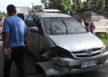 Kecelakaan Beruntun di Muaro Jambi, Mobil Minibus Tabrak Ambulance Milik Dinsos