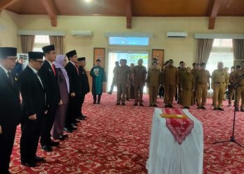 Bupati Tanjab Timur Lantik 8 Pejabat Hasil Seleksi Terbuka JPT