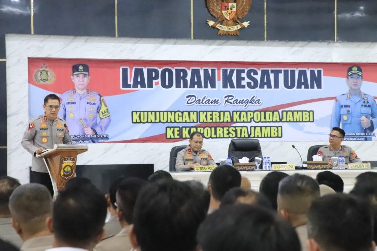 Kapolda Jambi Membuka Rakernis Fungis Pamobvit Polda Jambi
