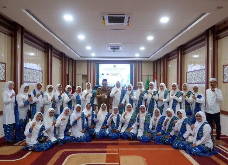 Bupati Kabupaten Muaro Jambi Dr. Bambang Bayu Suseno, SP., MM., M.Si Menghadiri Pada Pelantikan Pengurus Daerah Badan Kontak Majelis Taklim (BKMT) Kabupaten Muaro Jambi Tahun 2025-2030