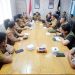 Sekda Muaro Jambi, H. Budhi Hartono, S.Sos., MT., Menyambut Kunjungan Tim Penilai Adipura Wilayah Provinsi Jambi dan Tim Pembina Pengelolaan Sampah Kementerian Lingkungan Hidup di Kab. Muaro Jambi