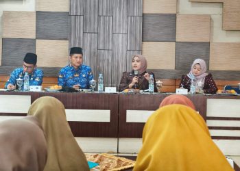 Ketua Bunda Pendidikan Anak Usia Dini (PAUD) Muaro Jambi, Ririn Novianty, Memimpin Langsung Rapat Koordinasi Pokja Bunda PAUD bersama Ketua Pokja Bunda PAUD Muaro Jambi, Novi Astrianti