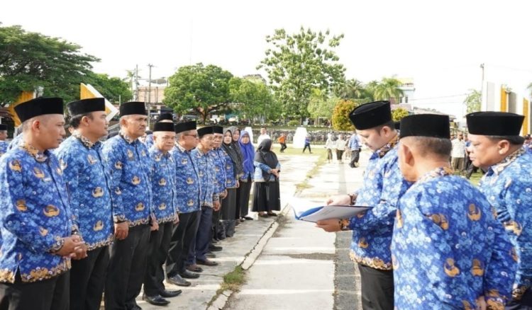 Bupati Merangin Absensi Pegawai Mendadak dalam Apel Besar Kedisiplinan