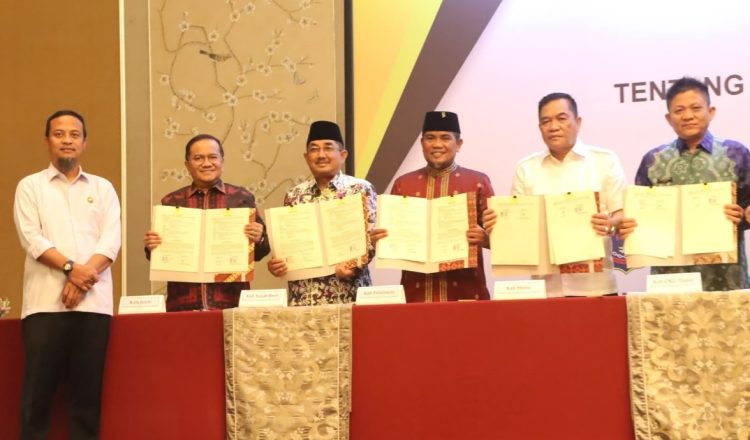 Bupati Tanjab Barat Teken MoU Bersama Ditjen Migas Kementerian ESDM, 6.661 Rumah Bakal Dapat Jaringan Gas