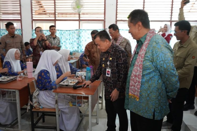 Bupati Tanjab Barat Teken MoU Bersama Ditjen Migas Kementerian ESDM, 6.661 Rumah Bakal Dapat Jaringan Gas