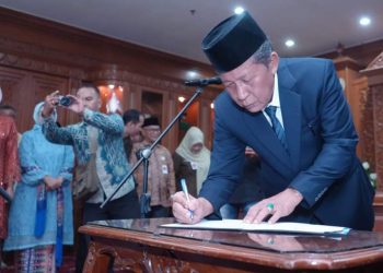 Wagub Jambi Lantik 4 Pejabat Eselon II Pemprov Jambi