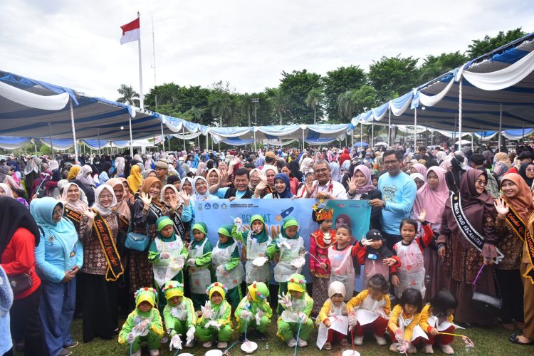 1.500 Anak PAUD Meriahkan Festival Permainan Sains Gelembung Bahagia Kota Jambi