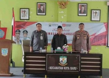 Satlantas Polres Muaro Jambi Tertibkan Antrian Truk Solar yang Ganggu Lalu Lintas
