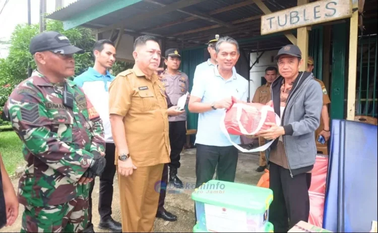 Pemkab Muaro Jambi Salurkan Bantuan untuk Korban Kebakaran, Begini Pesan Wabup