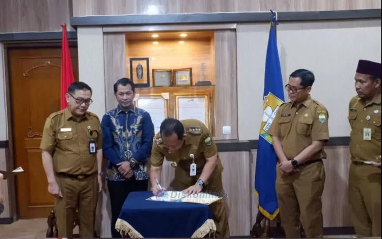 Bupati Muaro Jambi Gandeng Tiga Perguruan Tinggi Tingkatkan SDM Daerah