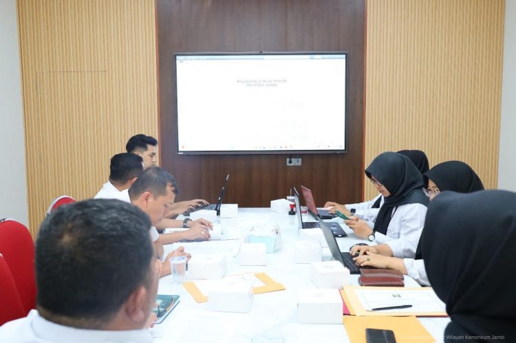Selaraskan Aturan Daerah, Kanwil Kemenkum Jambi Gelar Harmonisasi Rancangan Perwako Sungai Penuh