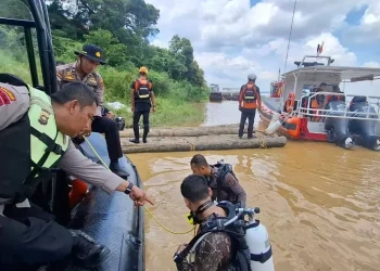 ABK Diduga Tenggelam di Pelabuhan Pasir, Tim SAR Ditpolairud Polda Jambi Lakukan Pencarian